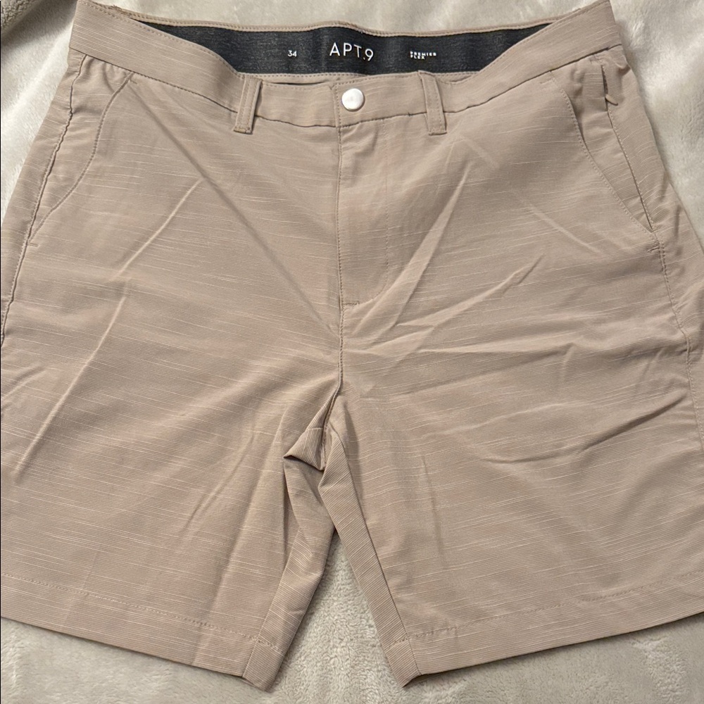 Apt. 9 Men's Beige Flat Front Shorts